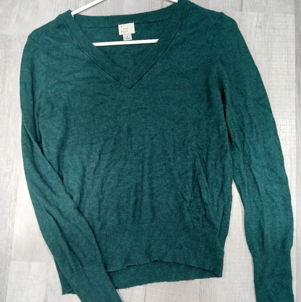 Women's sweater size small